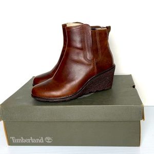 Timberland Women Amston Chelsea Mid Boots A19AM pull on Leather Sz 6 Excellent